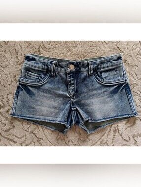 Women’s Reversable Denim Shorts By Flipside
